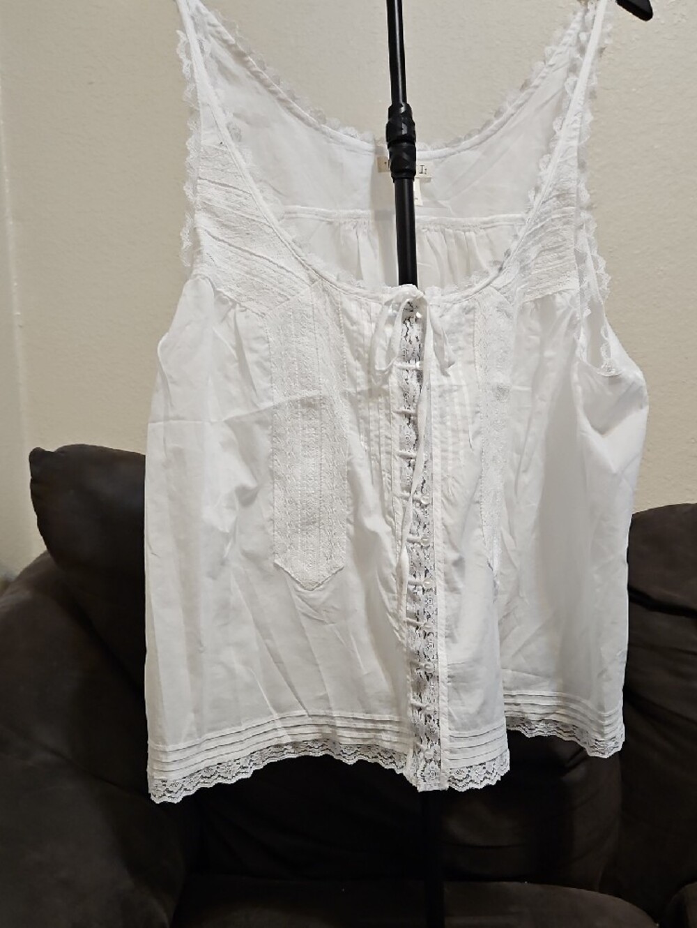torrid White Lace-Trim Cotton Camisole with Front Tie - Picture 3 of 8